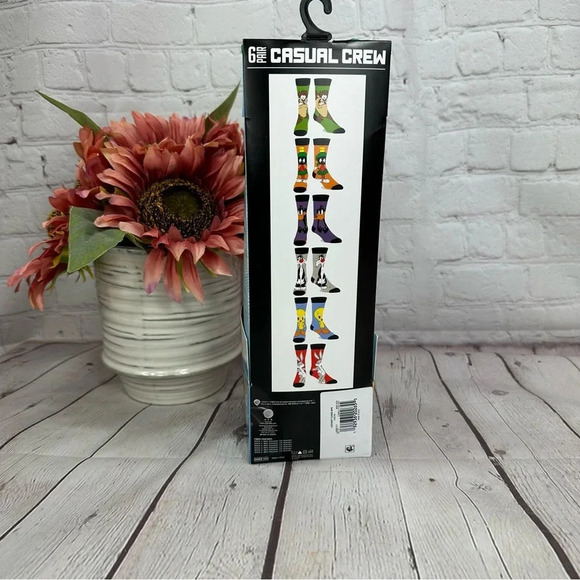 looney tunes casual crew socks bugs bunny daffy duck tweety bird marvin - Picture 3 of 8